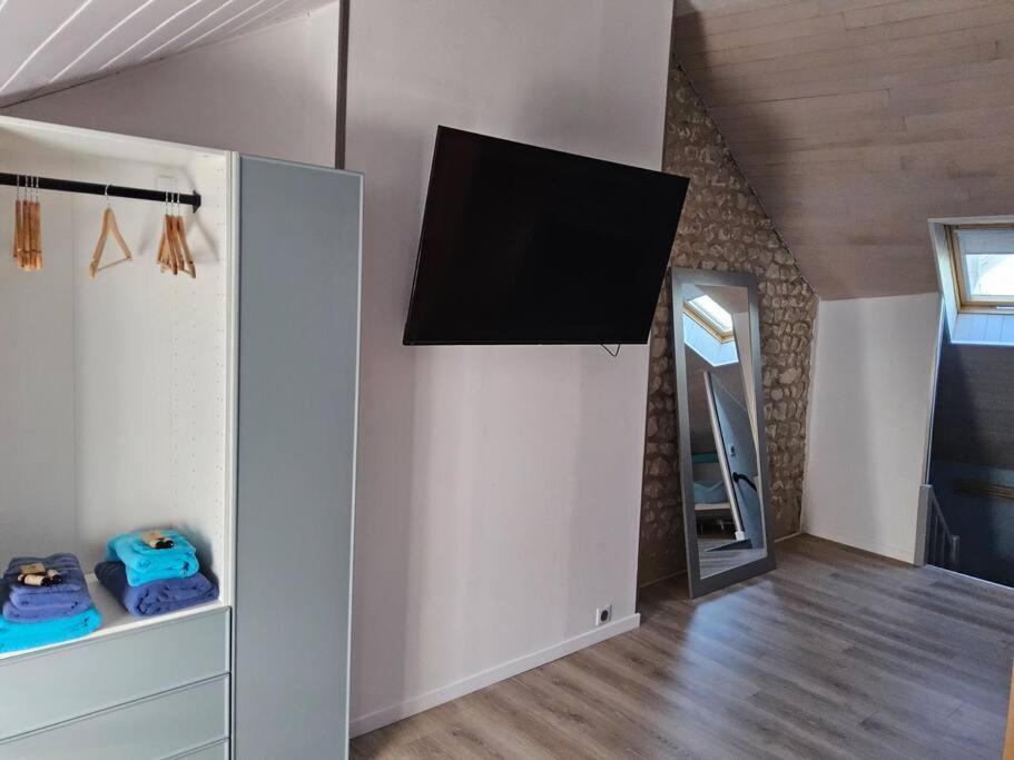 La Maison Des Galeries Classe 4 Etoiles Fecamp Room photo